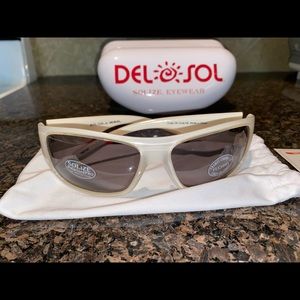 COPY - **NEW** Del Sol Sunglasses!